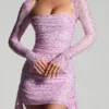 Vestito corto drappeggiato con collo a cappuccio Marilla in rosa peonia