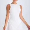 Vestito corto drappeggiato con schiena scoperta Shirin in bianco