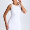 Vestito corto drappeggiato con schiena scoperta Valetta in bianco