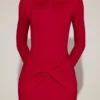 Vestito corto drappeggiato con scollo a barchetta in morbido jersey Briallen in rosso vero