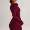 Vestito corto Eska in modal con scollo a barchetta, drappeggiato e maniche lunghe, color vino