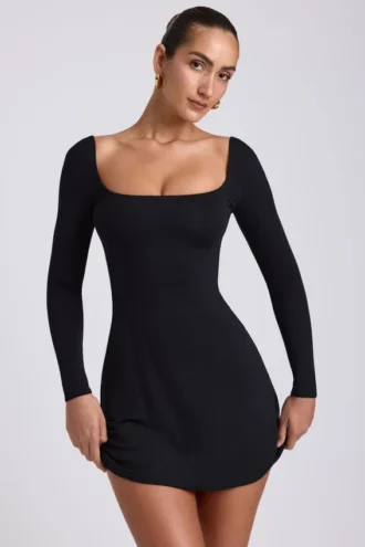 Vestito corto Hope in modal con scollo quadrato e maniche lunghe, colore nero