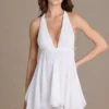 Vestito corto in chiffon con scollo a V e schiena scoperta Mariette in bianco Vestito corto in chiffon con scollo a V e schiena scoperta Mariette in bianco