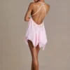 Vestito corto Mariette in chiffon premium con scollo a V e schiena scoperta in rosa confetto