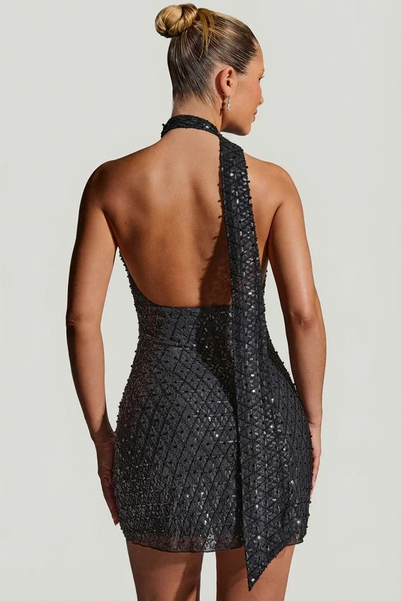 Vestito corto nero Henrietta con scollo all’americana e dettagli decorativi a forma di sciarpa