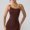 Vestito corto Orli in jersey elasticizzato con schiena scoperta, colore Espresso Vestito corto Orli in jersey elasticizzato con schiena scoperta, colore Espresso