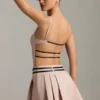 Vestito corto plissettato con cintura e schiena scoperta Leilani in color fungo
