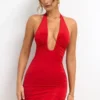 Vestito corto scollato con ruches in jersey morbido Sofija, rosso scarlatto Vestito corto scollato con ruches in jersey morbido Sofija, rosso scarlatto