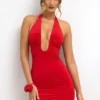 Vestito corto scollato con ruches in jersey morbido Sofija, rosso scarlatto Vestito corto scollato con ruches in jersey morbido Sofija, rosso scarlatto