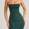 Vestito corto senza spalline con collo a cappuccio decorato Basel in verde smeraldo