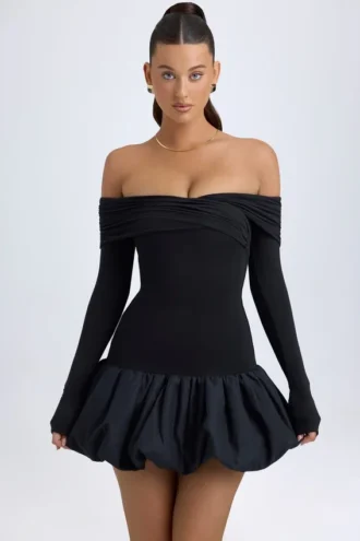 Vestito corto Serra in modal con spalle scoperte e orlo a palloncino, colore nero Vestito corto Serra in modal con spalle scoperte e orlo a palloncino, colore nero