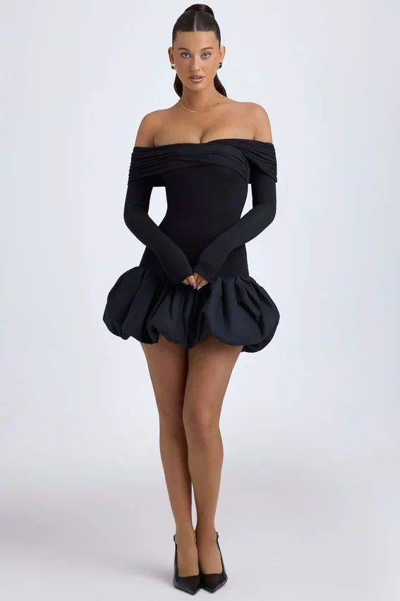 Vestito corto Serra in modal con spalle scoperte e orlo a palloncino, colore nero Vestito corto Serra in modal con spalle scoperte e orlo a palloncino, colore nero