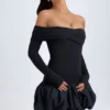 Vestito corto Serra in modal con spalle scoperte e orlo a palloncino, colore nero Vestito corto Serra in modal con spalle scoperte e orlo a palloncino, colore nero