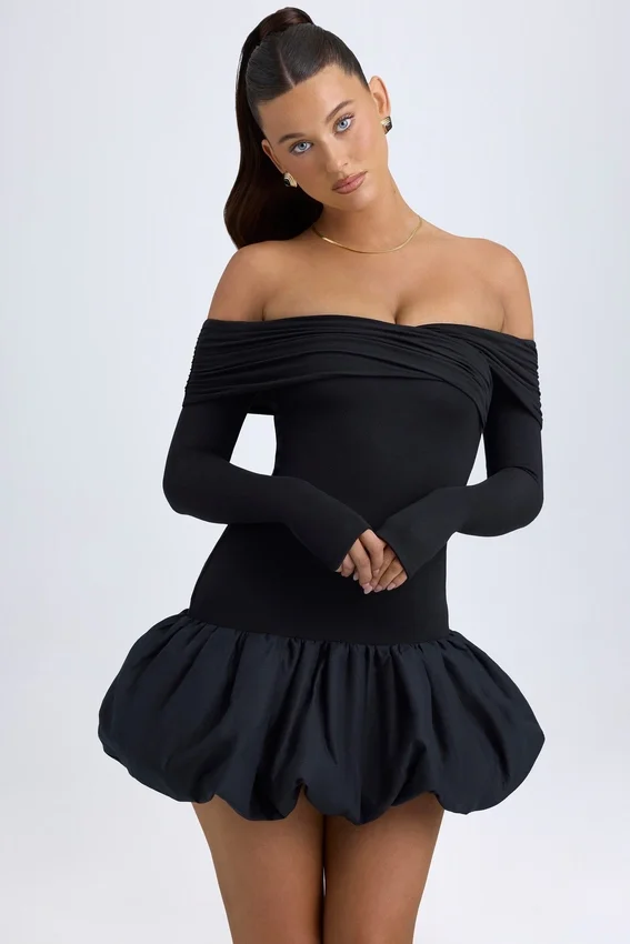 Vestito corto Serra in modal con spalle scoperte e orlo a palloncino, colore nero Vestito corto Serra in modal con spalle scoperte e orlo a palloncino, colore nero