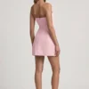 Vestito corto strutturato senza spalline con scollo a cuore Talina in rosa tenue