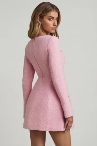 Vestito corto strutturato Tacita con scollo a cuore in rosa tenue Vestito corto strutturato Tacita con scollo a cuore in rosa tenue