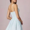 Vestito corto svasato con fiocco Marissa a righe blu polvere Vestito corto svasato con fiocco Marissa a righe blu polvere