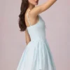 Vestito corto svasato con fiocco Marissa a righe blu polvere Vestito corto svasato con fiocco Marissa a righe blu polvere