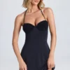 Vestito corto svasato con volant applicati Jaeda con scollo all’americana in nero