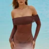 Vestito corto trasparente con spalle scoperte Nemba in marrone cioccolato