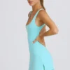 Vestito da tennis Soft Active con schiena scoperta in colore Aqua Vestito da tennis Soft Active con schiena scoperta in colore Aqua