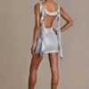 Vestito Delphine con scollo a barchetta e decorazioni in argento Vestito Delphine con scollo a barchetta e decorazioni in argento