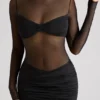 Vestito Essie con maniche lunghe e inserti trasparenti in nero Vestito Essie con maniche lunghe e inserti trasparenti in nero