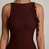 Vestito Iolanda senza schienale con dettagli a balze in marrone Vestito Iolanda senza schienale con dettagli a balze in marrone