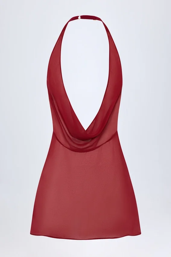 Vestito Iona con collo a cappuccio e schiena scoperta in Dark Cherry Vestito Iona con collo a cappuccio e schiena scoperta in Dark Cherry