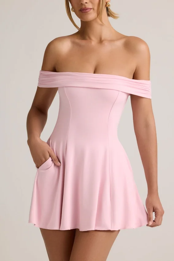 Vestito Jaida in modal con spalle scoperte e linea ad A in rosa confetto Vestito Jaida in modal con spalle scoperte e linea ad A in rosa confetto