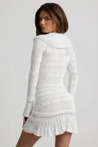 Vestito Jolessa in maglia pointelle con bordi arricciati, bianco