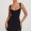 Vestito Jolie con scollo a cuore in nero Vestito Jolie con scollo a cuore in nero