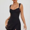 Vestito Jolie con scollo a cuore in nero Vestito Jolie con scollo a cuore in nero