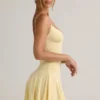 Vestito Kelbie in modal arricciato a trapezio in giallo crema Vestito Kelbie in modal arricciato a trapezio in giallo crema