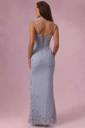 Vestito lungo a corsetto decorato Primara in azzurro polvere