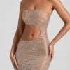 Vestito lungo a fascia con cut-out decorati Alamea in color miele Vestito lungo a fascia con cut-out decorati Alamea in color miele