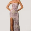 Vestito lungo a sirena con cut-out decorati Lucienne in lilla Vestito lungo a sirena con cut-out decorati Lucienne in lilla