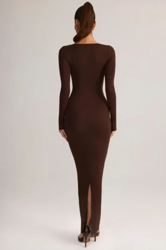 Vestito lungo aderente con scollo quadrato in Modal Lux, color cioccolato