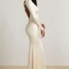 Vestito lungo arricciato con fiocco Alila in avorio Vestito lungo arricciato con fiocco Alila in avorio