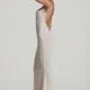 Vestito lungo con schiena scoperta e decorazioni Duhamel in bianco Vestito lungo con schiena scoperta e decorazioni Duhamel in bianco