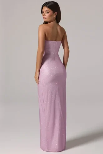 Vestito lungo con scollo a cappuccio e fascia in vita decorato La Rochette in rosa