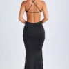 Vestito lungo con scollo all’americana e dettagli metallici Omarosa in nero Vestito lungo con scollo all’americana e dettagli metallici Omarosa in nero