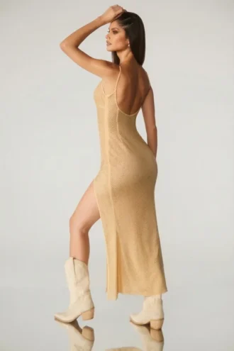 Vestito lungo con scollo posteriore aperto e decorazioni Lyric in oro
