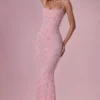 Vestito lungo con scollo quadrato decorato Valora in rosa cipria Vestito lungo con scollo quadrato decorato Valora in rosa cipria