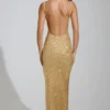 Vestito lungo con scollo rotondo e spacco sulla coscia Yarina decorato in oro Vestito lungo con scollo rotondo e spacco sulla coscia Yarina decorato in oro