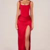 Vestito lungo con spacco fino alla coscia e corpetto a bustino Marleigh in rosso rosa Vestito lungo con spacco fino alla coscia e corpetto a bustino Marleigh in rosso rosa