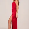 Vestito lungo con spacco fino alla coscia e corpetto a bustino Marleigh in rosso rosa Vestito lungo con spacco fino alla coscia e corpetto a bustino Marleigh in rosso rosa