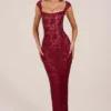 Vestito lungo Elisa con scollo a cuore in rosso ciliegia Vestito lungo Elisa con scollo a cuore in rosso ciliegia
