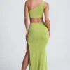 Vestito lungo monospalla con dettagli metallici Rosalia in verde oliva Vestito lungo monospalla con dettagli metallici Rosalia in verde oliva
