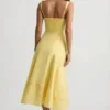 Vestito midi A-line in popeline di cotone Aralisse in giallo pastello Vestito midi A-line in popeline di cotone Aralisse in giallo pastello
